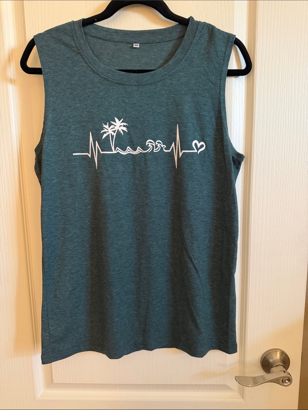 New w/o tags Teal Sleeveless Graphic Tank with Palm & Wave Heartbeat